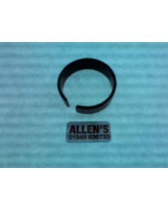 VM18/327 - Insulator Ring / Carburettor Clamp Sleeve